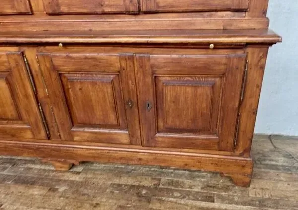 Illustration numéro 5 du produit Grand buffet  bibliotheque 2 corps meuble de métiers