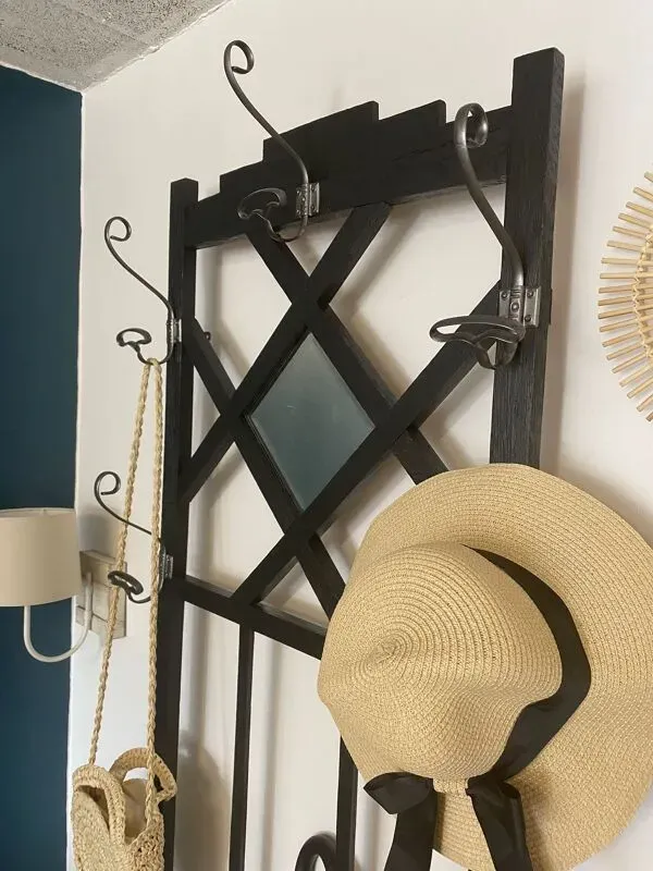 Illustration numéro 5 du produit Vestiaire