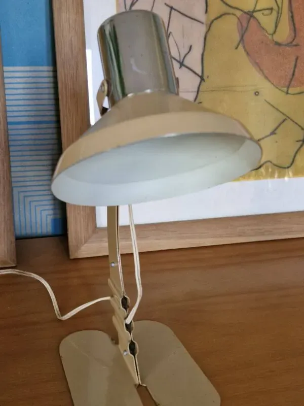 Illustration numéro 5 du produit Lampe de bureau moderniste années 50