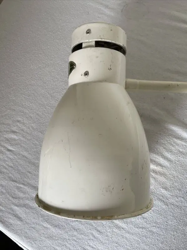 Illustration numéro 5 du produit Lampe Jielde 2 bras avec 1 bras souple + diffuseur