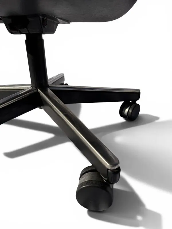 Illustration numéro 5 du produit Fauteuil Bureau Pollock Cuir Bordeaux - Knoll International