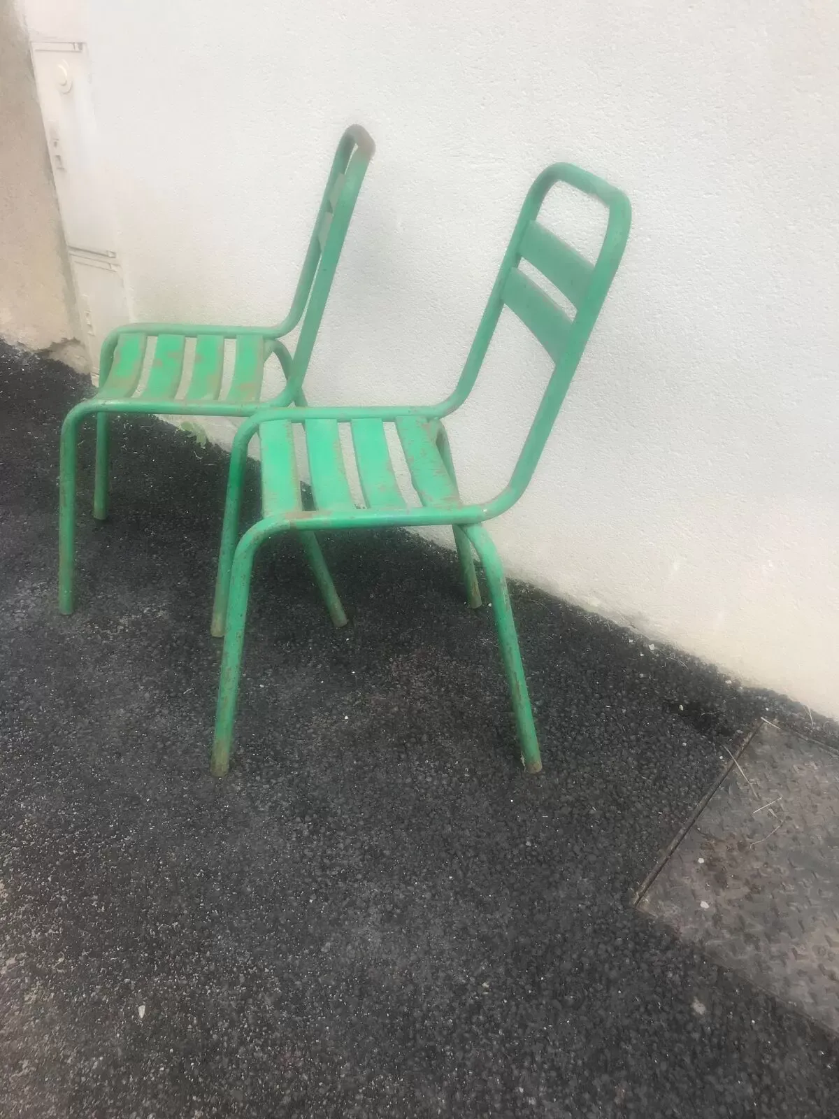 Illustration numéro 5 du produit Chaises