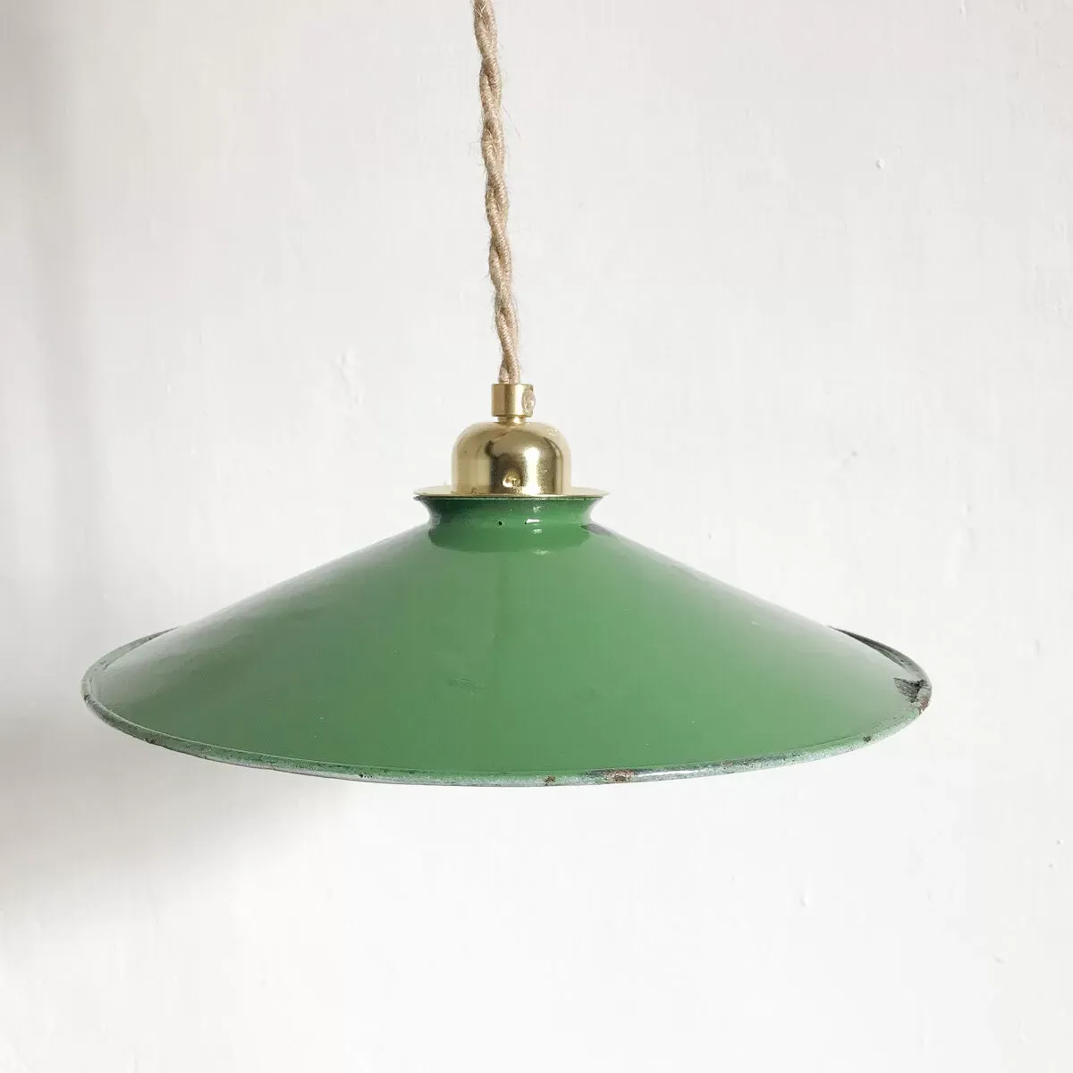 Illustration numéro 5 du produit Suspension métal vert