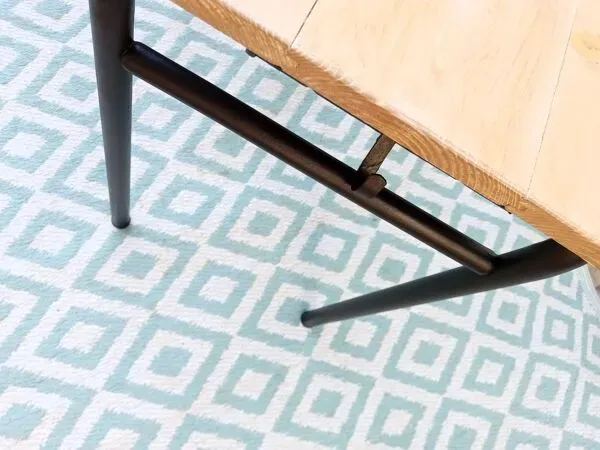 Illustration numéro 5 du produit Bureau d'ecolier