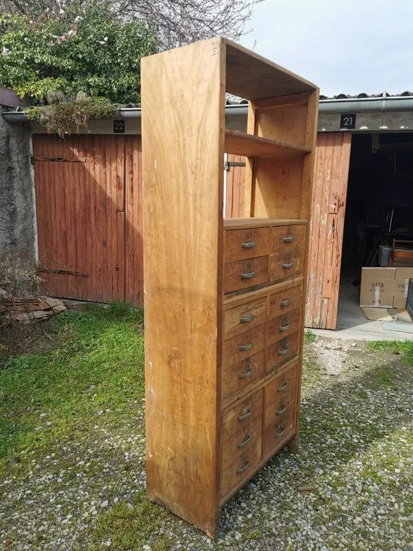 Illustration numéro 5 du produit Meuble métier bois massif