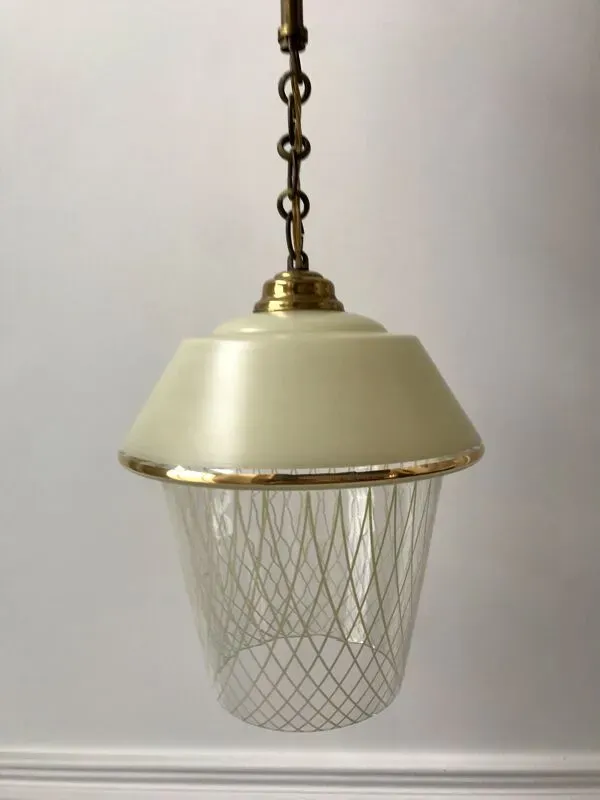 Illustration numéro 5 du produit Suspension en verre et motifs jaunes / verres années 50-60