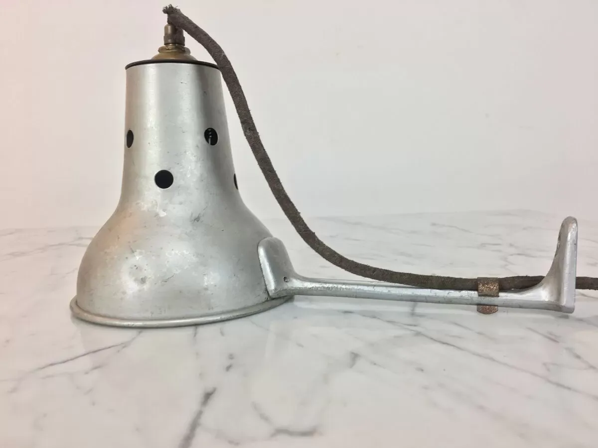 Illustration numéro 5 du produit Applique industrielle métal