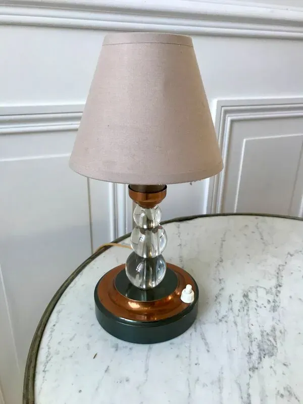 Illustration numéro 5 du produit Lampe à poser en cuivre et verre art déco années 30