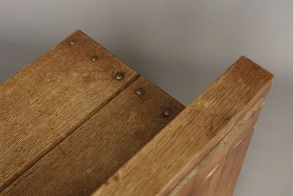 Illustration numéro 5 du produit Banc traditionnel hollandais en chêne, école de Delft, années 1920