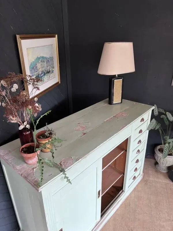 Illustration numéro 5 du produit Meuble de métier