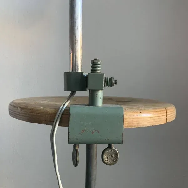 Illustration numéro 5 du produit Lampe vintage 1950 industrielle atelier usine KI-E-KLAIR design - 80 cm