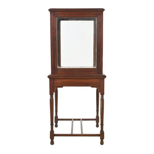 Illustration numéro 5 du produit Vitrine de présentation en bois