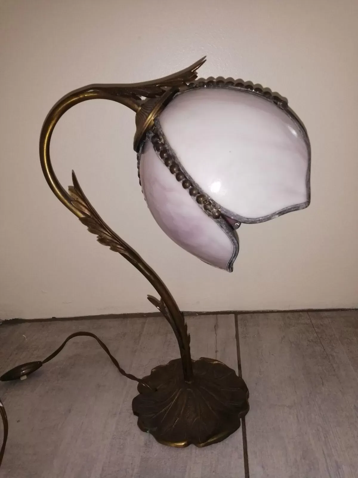 Illustration numéro 5 du produit Lampe Art Nouveau 1900 Nénuphar