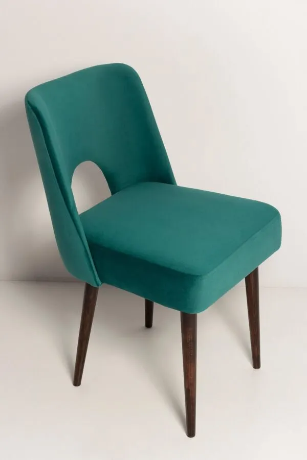 Illustration numéro 5 du produit Chaise « shell » en velours crème et bois, Pologne, 1960s