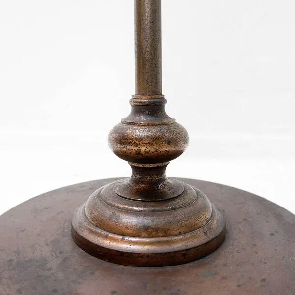Illustration numéro 5 du produit Lampadaire industriel milieu du siècle