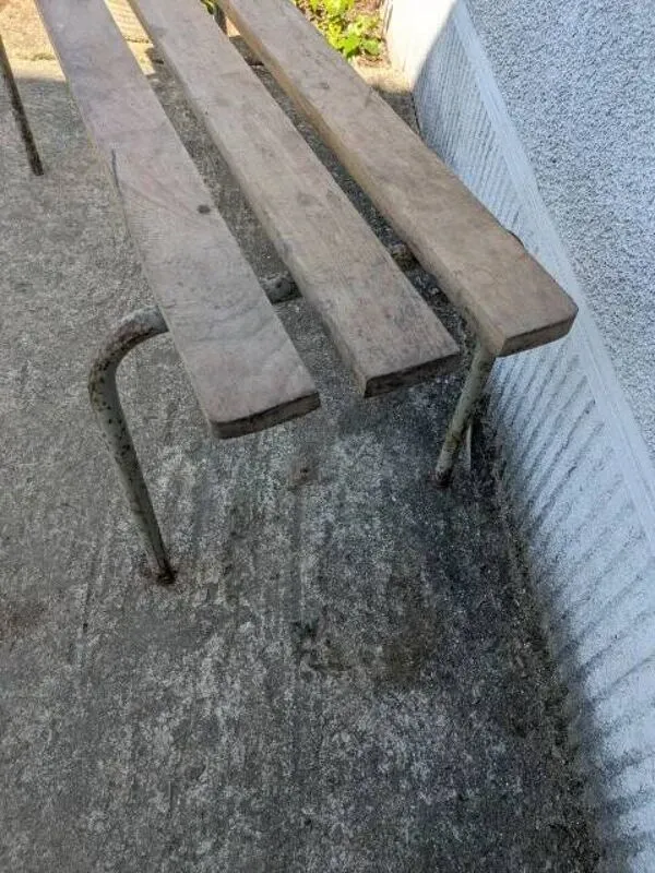 Illustration numéro 5 du produit Banc d’école