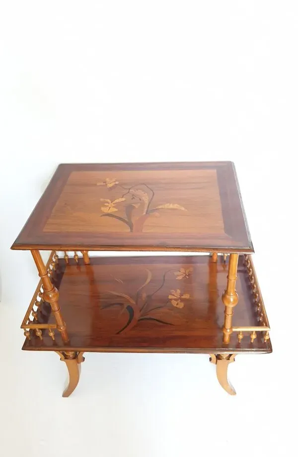 Illustration numéro 5 du produit Table à thé art nouveau école de Nancy