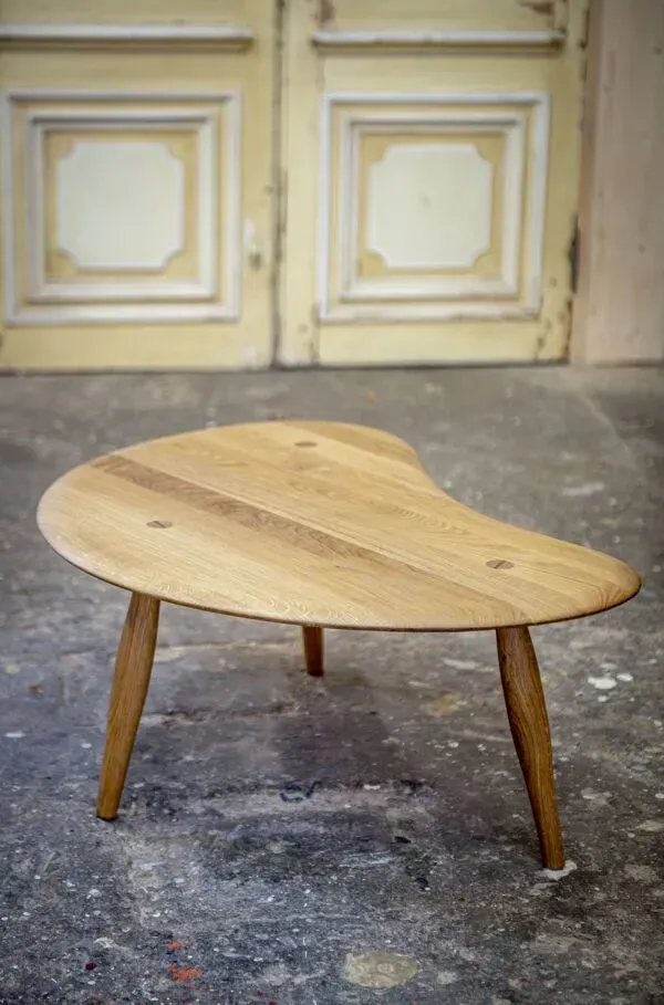 Illustration numéro 5 du produit Table basse chêne massif