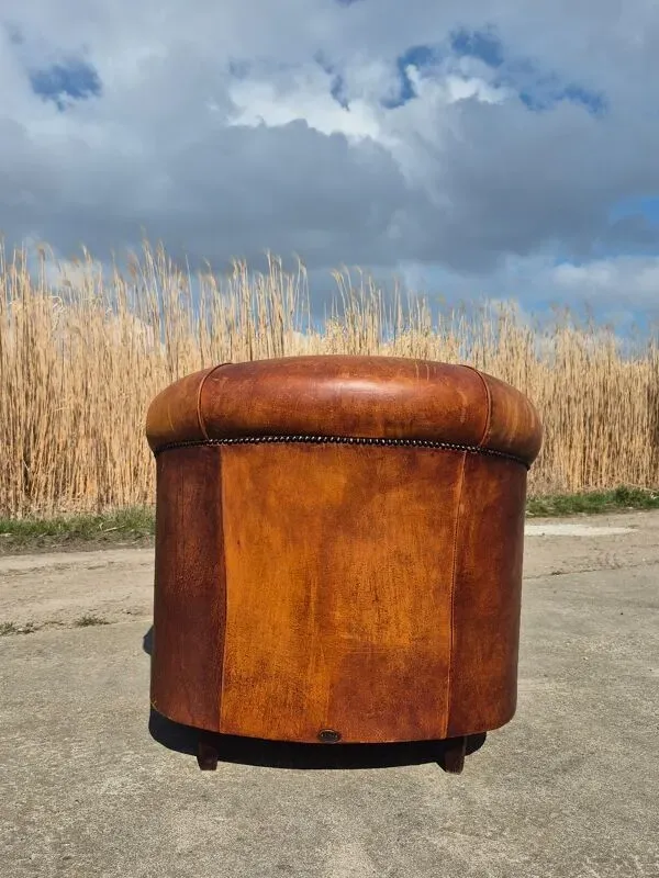 Illustration numéro 5 du produit Fauteuil club vintage en peau de mouton cognac Joris