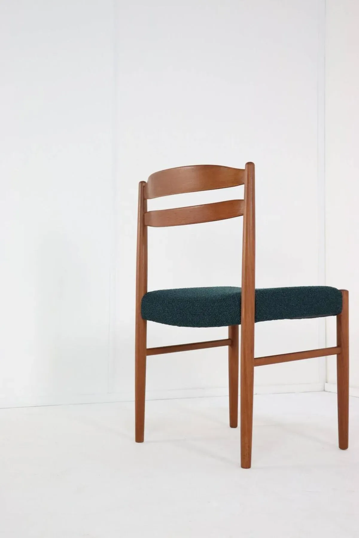 Illustration numéro 5 du produit Lot de 6 chaises Carl Ekström pour Albin Johansson 'Dalarna' en teck