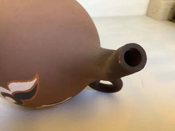 Illustration numéro 5 du produit Vase terracotta signé