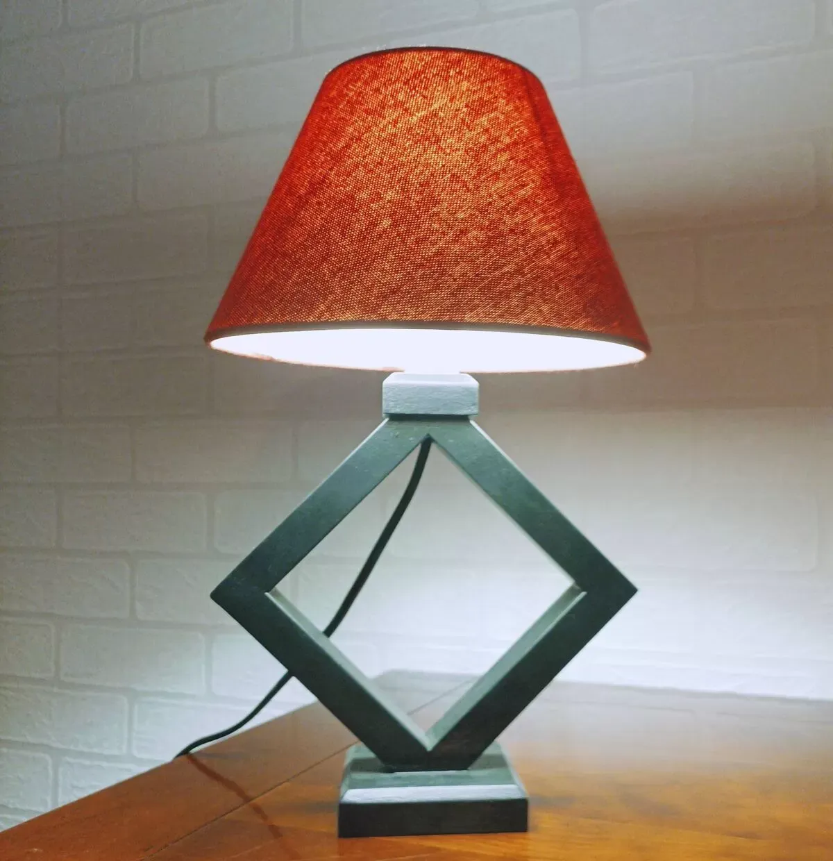 Illustration numéro 5 du produit Lampe cadre à poser