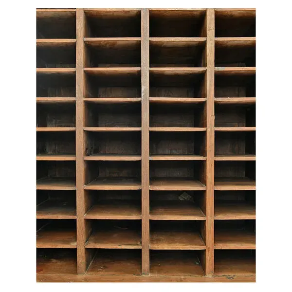 Illustration numéro 5 du produit Meuble d’artisan à 55 casiers