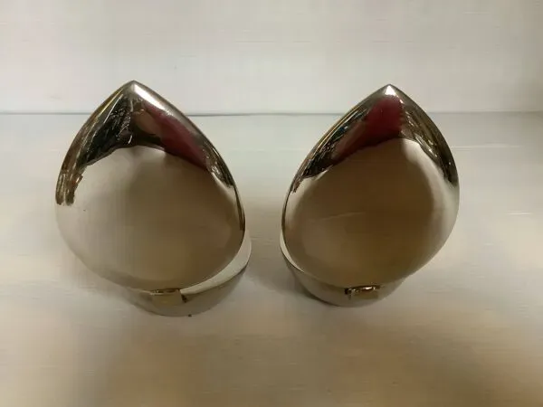 Illustration numéro 5 du produit Paire de bougeoirs style Magnus Löfgren scandinave