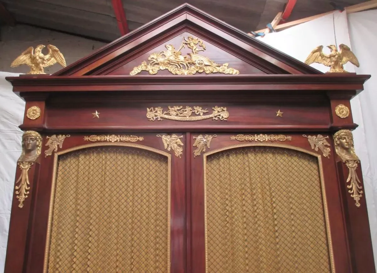 Illustration numéro 5 du produit Bibliothèque acajou de Cuba Scd empire ornée 50 bronzes dorés