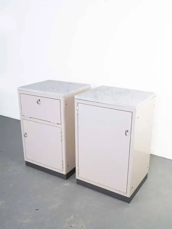 Illustration numéro 5 du produit Set industrial cabinets with marble top.