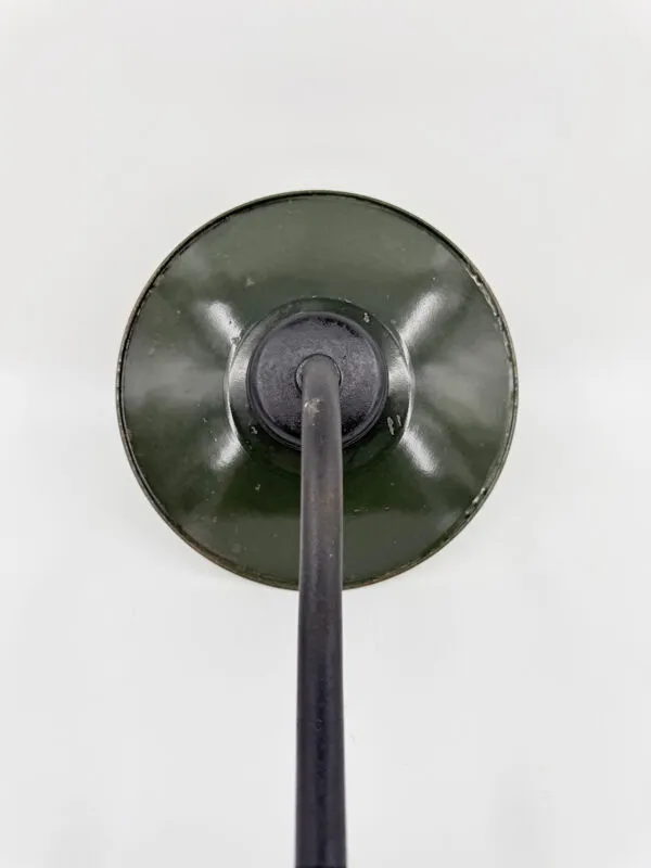 Illustration numéro 5 du produit Lampe de cour