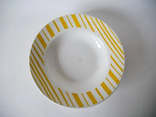 Illustration numéro 5 du produit Lot de 4 creuses digoin sarreguemines rayures jaunes 1950