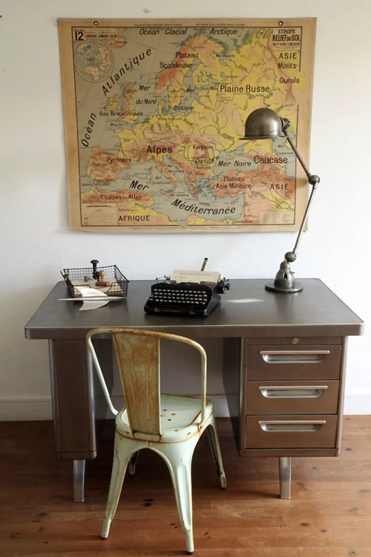 Illustration numéro 5 du produit Bureau de métier industriel métallique décapé YAC