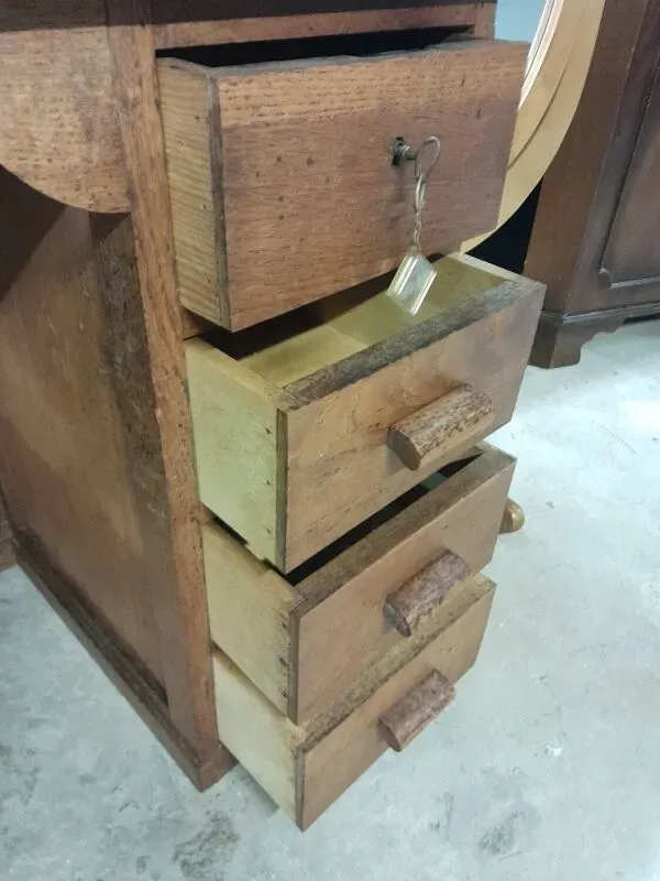 Illustration numéro 5 du produit Bureau Vintage en Chêne - Style René Gabriel - Design Reconstruction