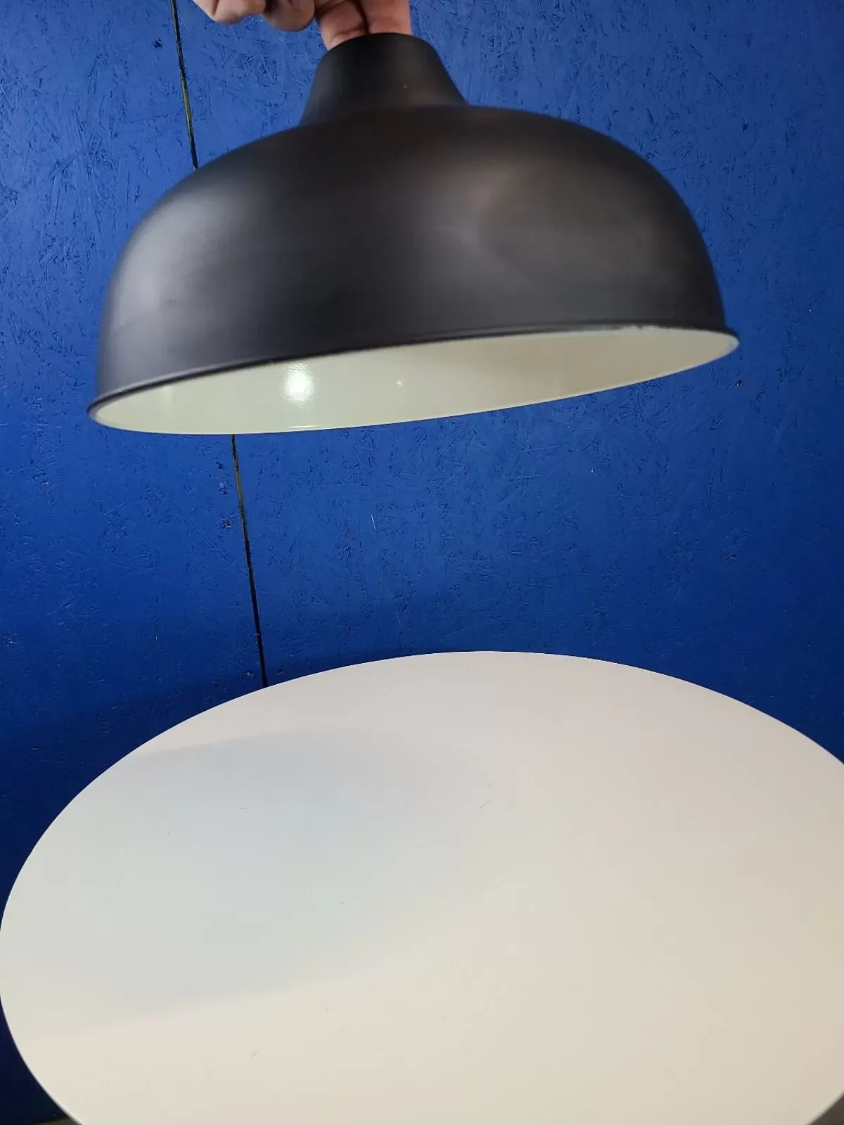 Illustration numéro 5 du produit Abat jour industriel vintage en émail