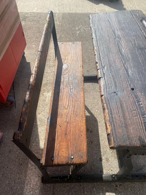 Illustration numéro 5 du produit Bureau d’écolier primaire rétro 1900