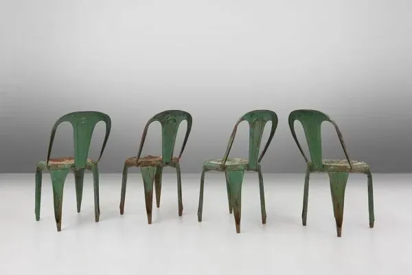 Illustration numéro 5 du produit Lot de 4 chaises vertes vintage modèle A de Tolix, France, années 1950
