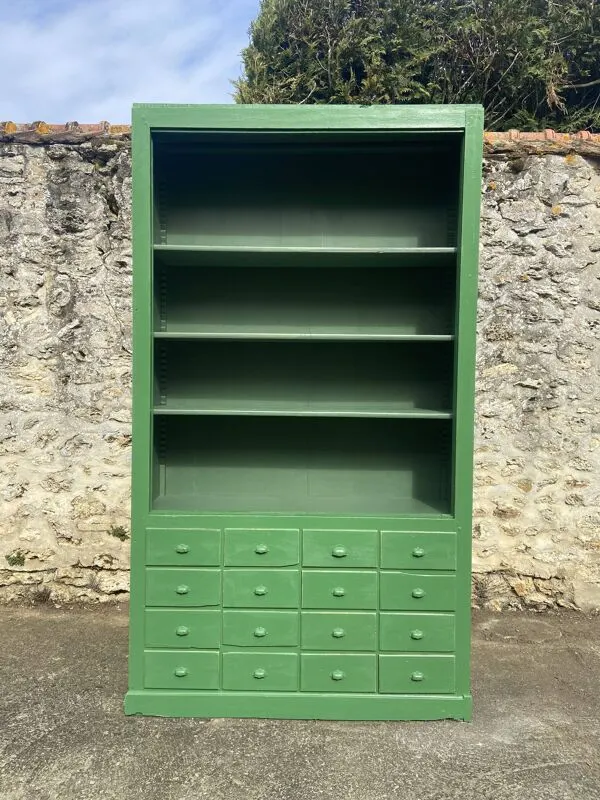 Illustration numéro 5 du produit Meuble de quincaillerie