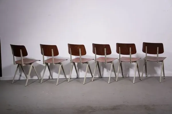 Illustration numéro 5 du produit Chaise S16 par Galvanitas. Environ 1970.