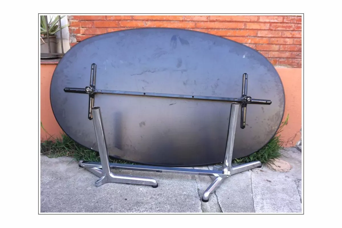 Illustration numéro 5 du produit Table repas ou bureau vintage 60/70 Castelli