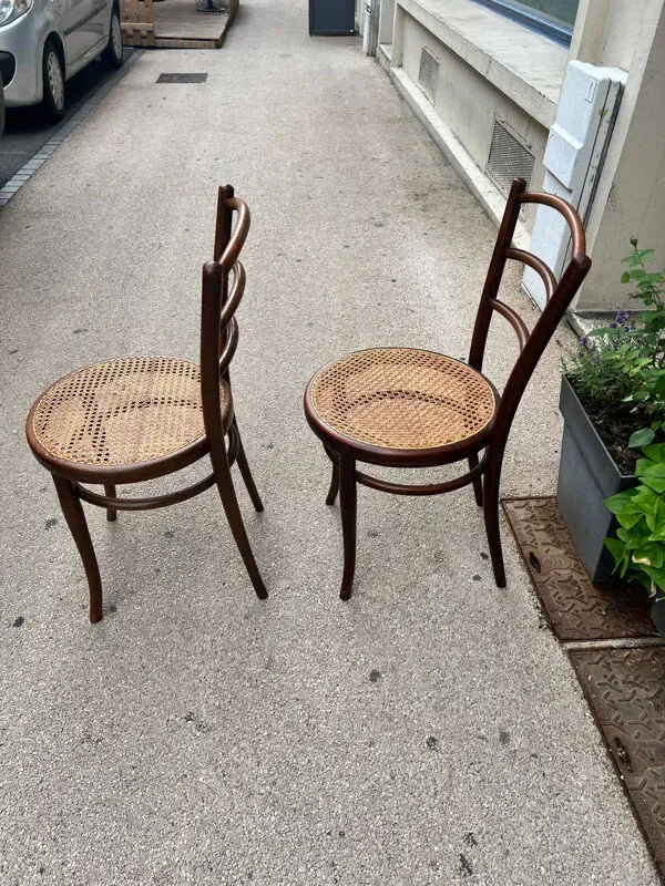 Illustration numéro 5 du produit Chaises GEBRUDER THONET modèle 17 fin 19eme