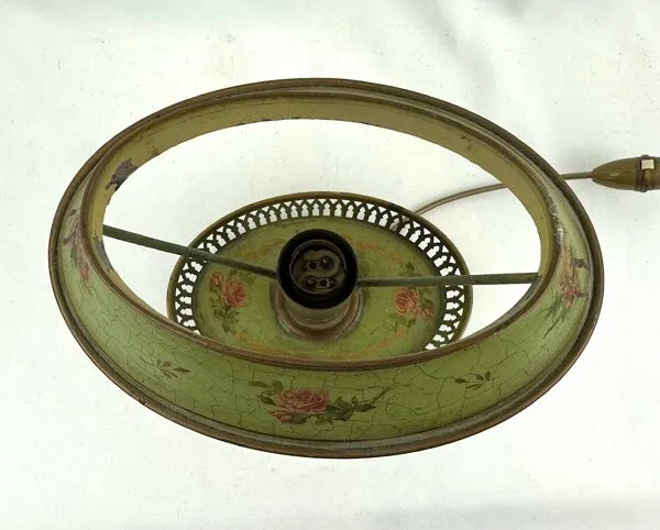 Illustration numéro 5 du produit Petite lampe bouillotte en tôle