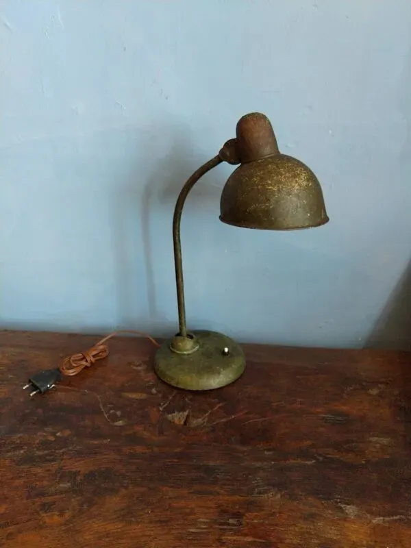 Illustration numéro 5 du produit Lampe de bureau Christian Dell