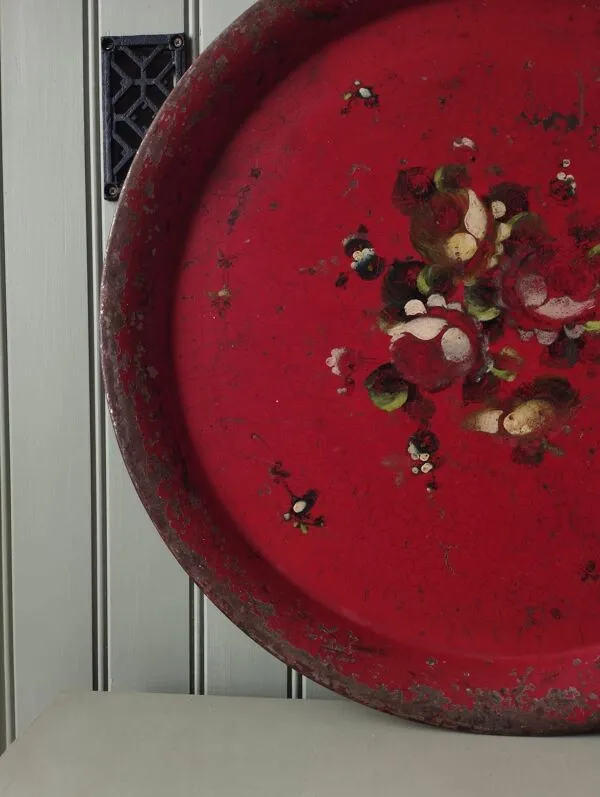 Illustration numéro 5 du produit Très grand plateau Napoléon III en tôle peinte