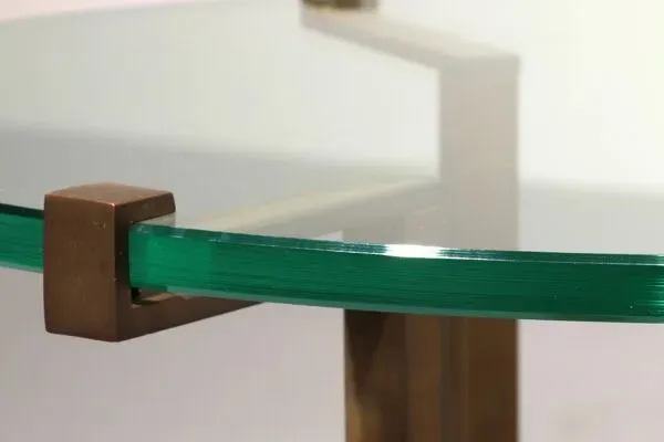 Illustration numéro 5 du produit Très rare table d'appoint ou table basse Peter Ghyczy modèle T37