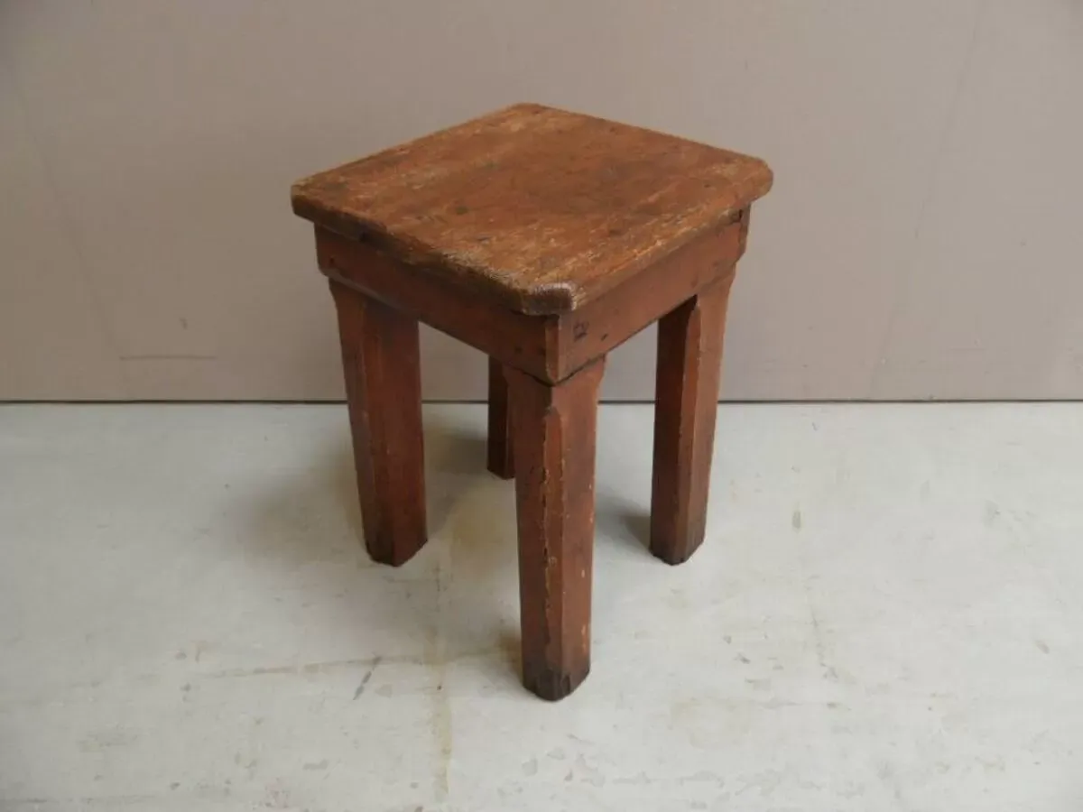 Illustration numéro 5 du produit Industrial wooden sidetable