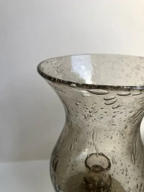 Illustration numéro 5 du produit bougeoir chandelier en verre bullé style Biot signé années 60-70