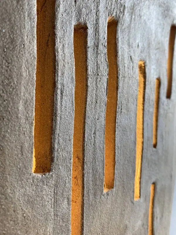 Illustration numéro 5 du produit Artefact - lampe à poser en terre grès - by léa munsch