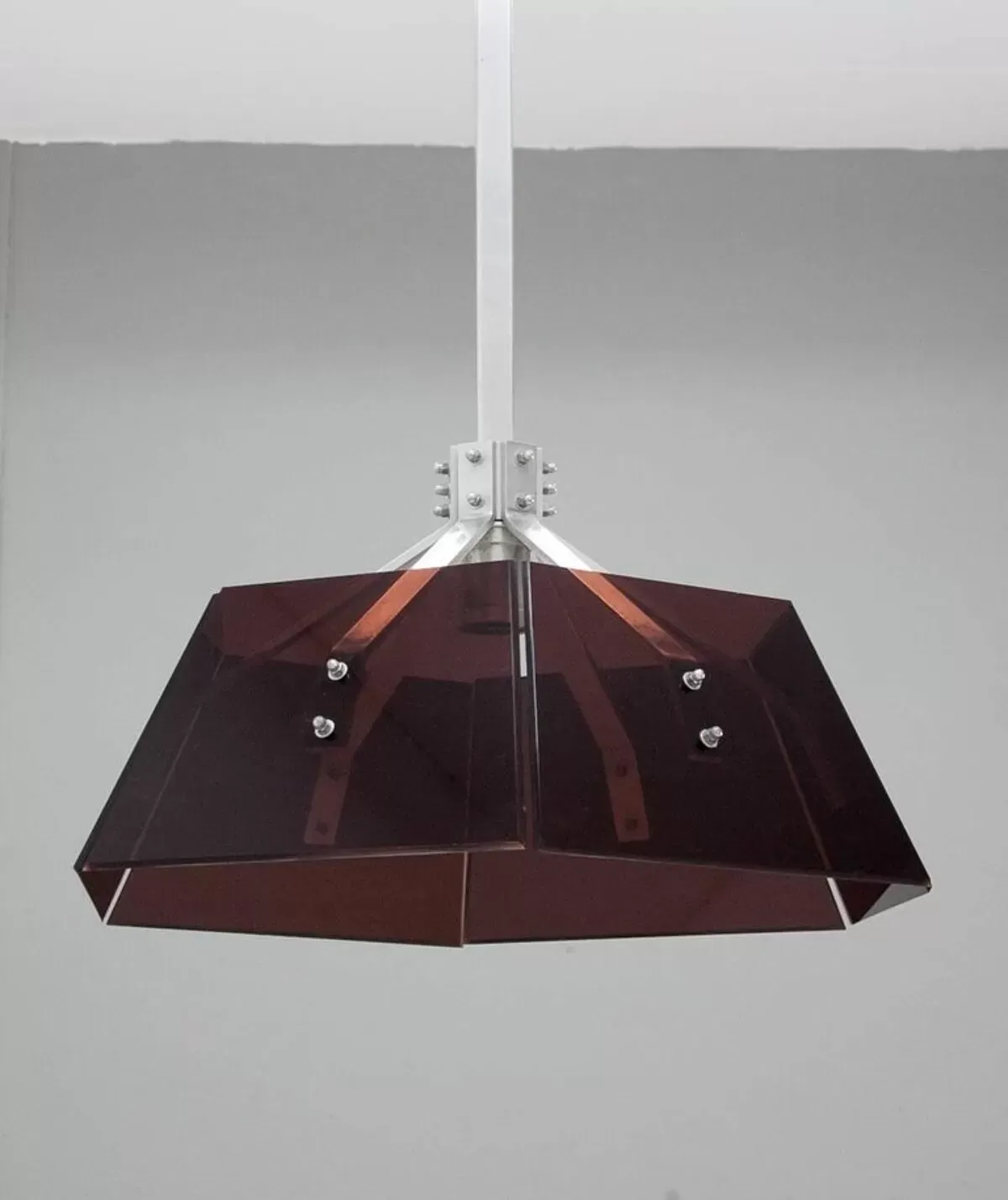 Illustration numéro 5 du produit Suspension 1970s