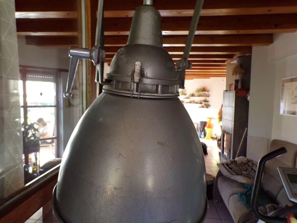 Illustration numéro 5 du produit Lampe suspension d'atelier